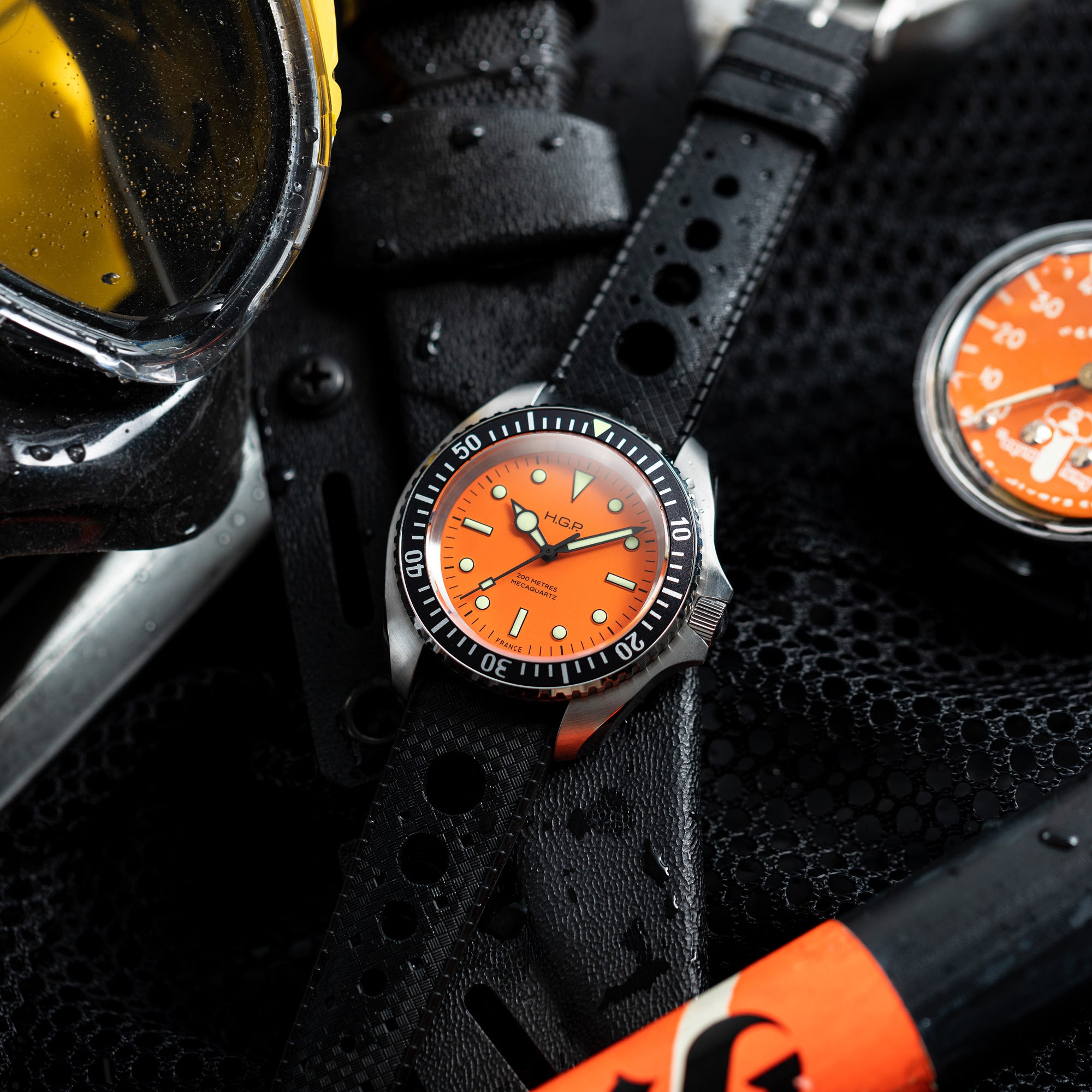 Diver 200M Mecaquartz Diving Watch - Orange