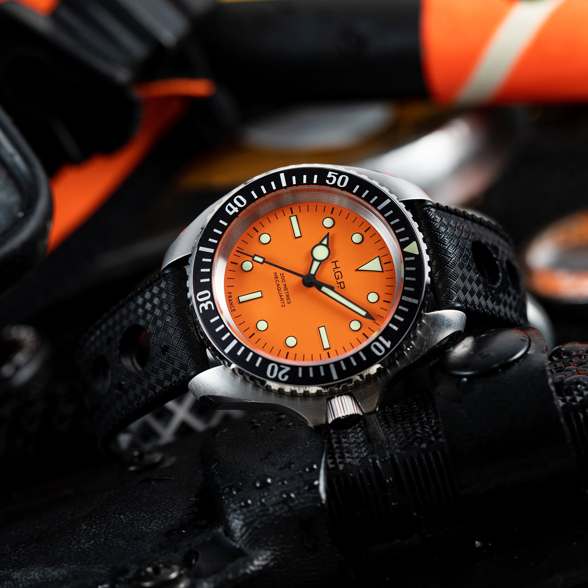 Montre de plongée Diver 200M Mecaquartz - Orange